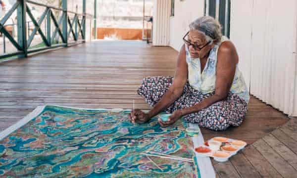 Allery Sandy at Yinjaa-Barni Art, in 2020.
