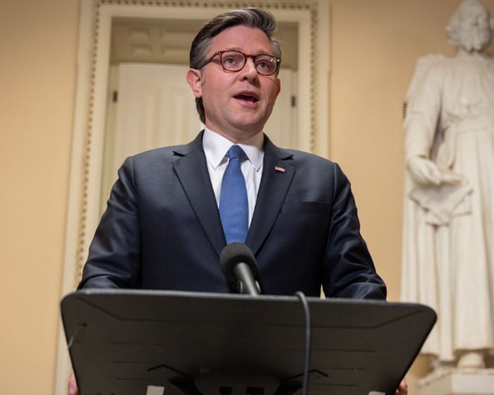 Senate approves funding deal for most of DHS, ending shutdown â US politics live