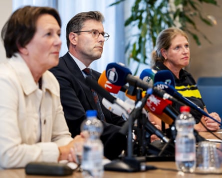 Monique Vinkesteijn, Joerie Minses and Jolanda Aalbers at a press conference following the shooting.