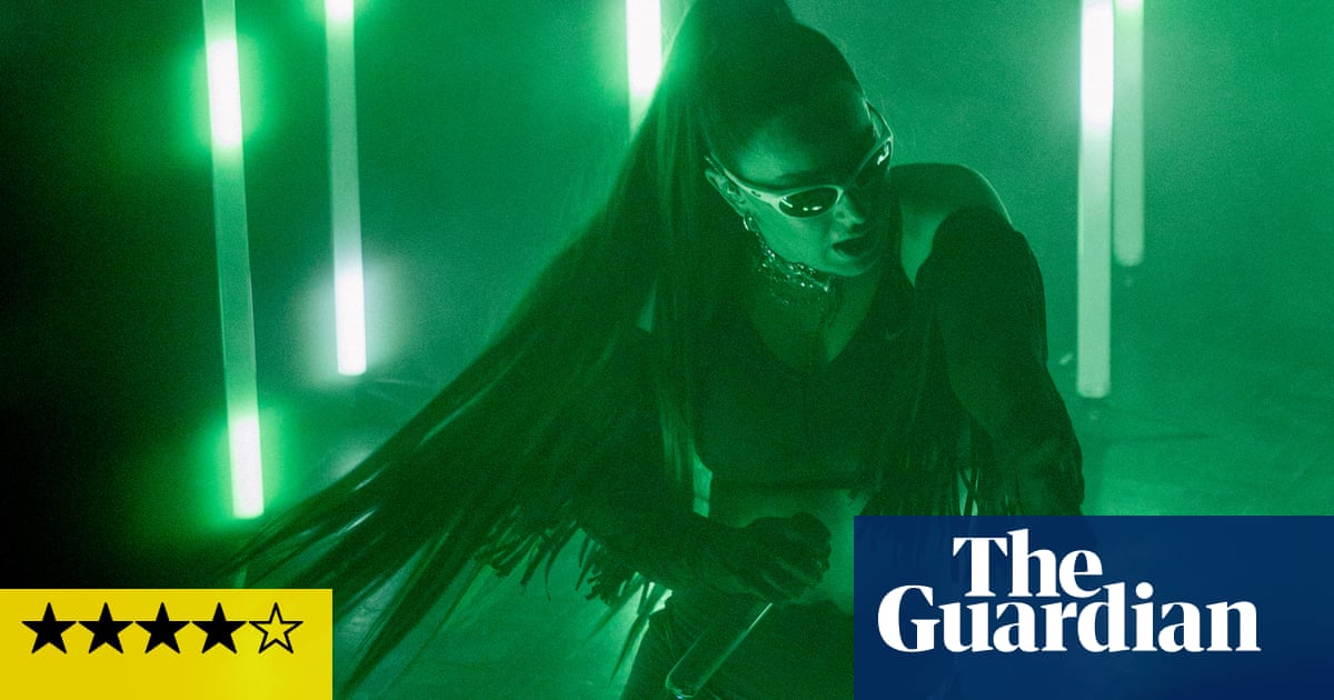 Charli XCX review – explosive hyperpop hedonism to exorcise the trauma of lockdown