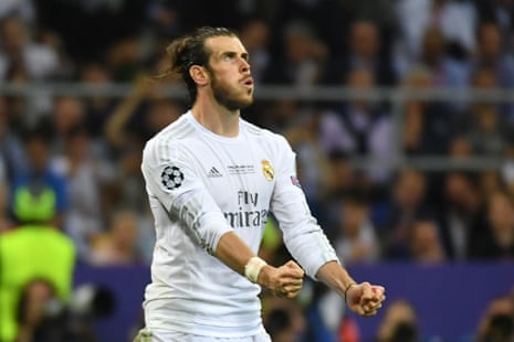 Gareth Bale reacts after scoring his penalty.