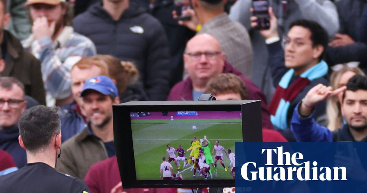 Mikel Arteta’s relief as ‘brave’ VAR decision takes Arsenal closer to title