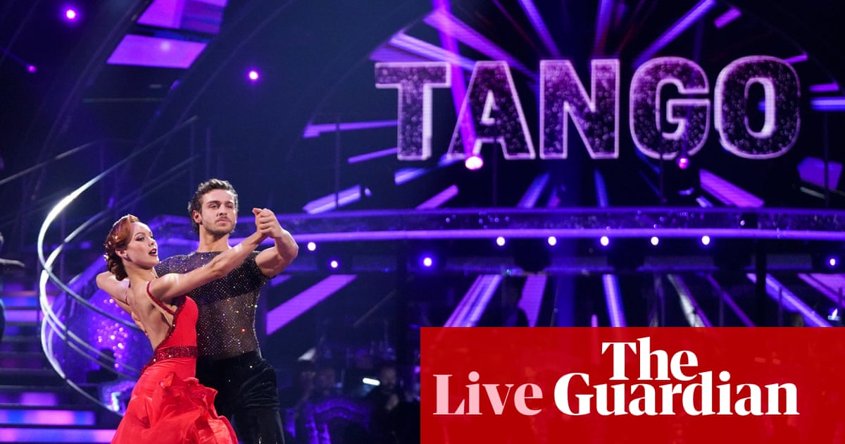 Strictly Come Dancing: week 11 – live