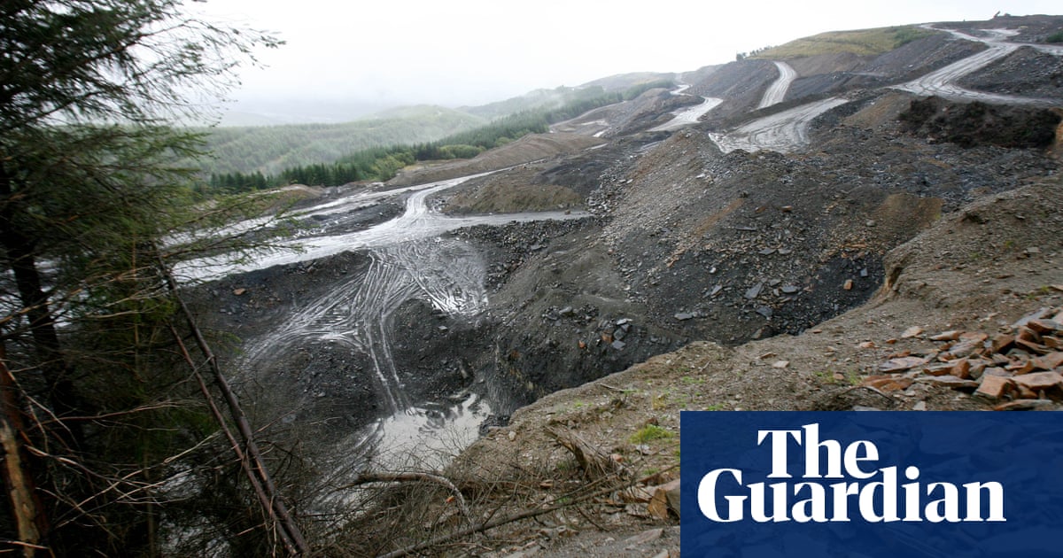Wales coalmine extension may soon be approved despite Cop26 pledges