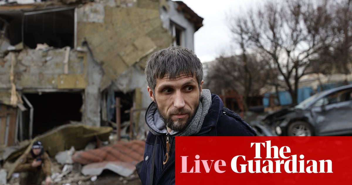Russia-Ukraine war: Ukraine says enemy equipment destroyed in Makiivka attack; Zelenskiy warns of Russian campaign of drone attacks â
