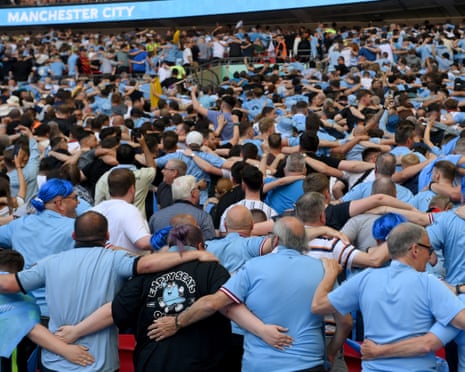 Manchester City fans doing the Poznan