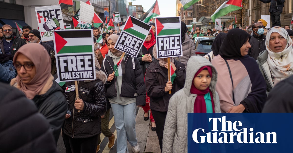 Pro-Palestine marches to continue after Sunak ‘extremists’ speech | Protest