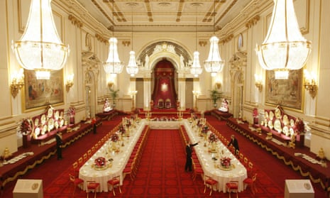 The state banquet hall at Buckingham Palace