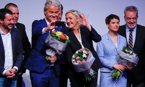 Geert Wilders takes a selfie with Marine Le Pen