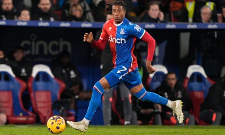 Michael Olise in action for Crystal Palace against Bournemouth.