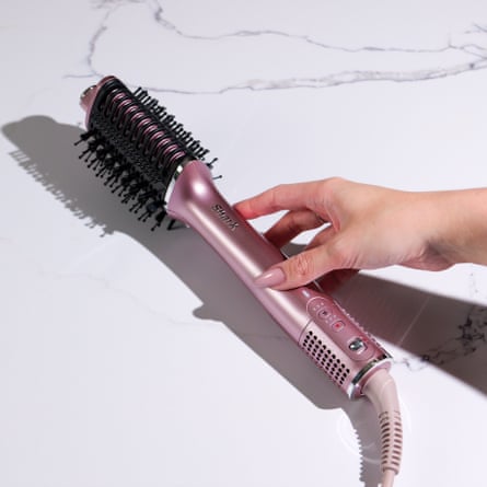 Shark Glossi 2-in-1 Hot Tool and Air Glosser, in Lychee colour.