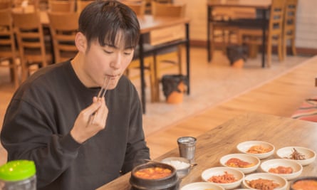 Ryu Ji-hwan says Jeonju is known for its cuisine, including bibimbap.