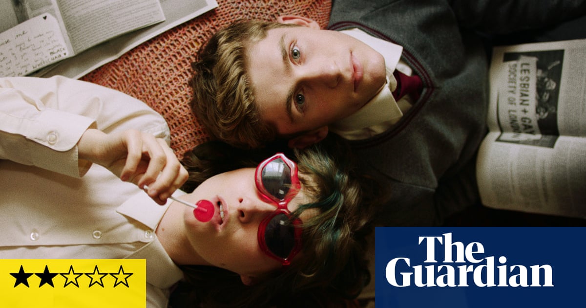 Dating Amber review – gay teenagers pretend love fails to blossom