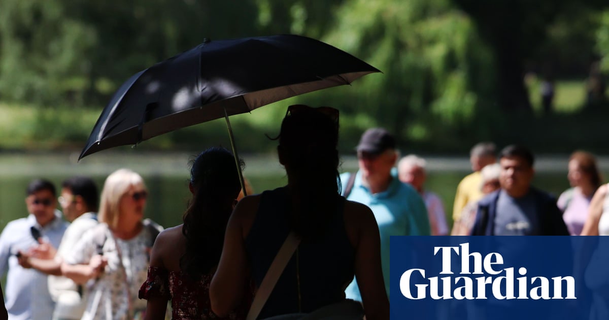 Parts of England expected to hit 35C in ‘unprecedented’ May heatwave | UK weather Parts of England expected to hit 35C in ‘unprecedented’ May heatwave | UK weather