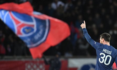 Lionel Messi est de retour à Paris et de retour sur la feuille de match du PSG.