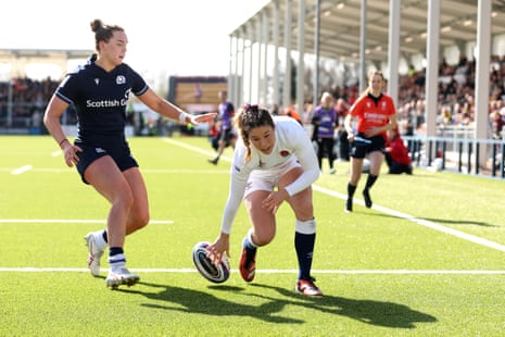 Jess Breach of England goes over for a try during the  Women's Six Nations 2024 match between Scotland and England.