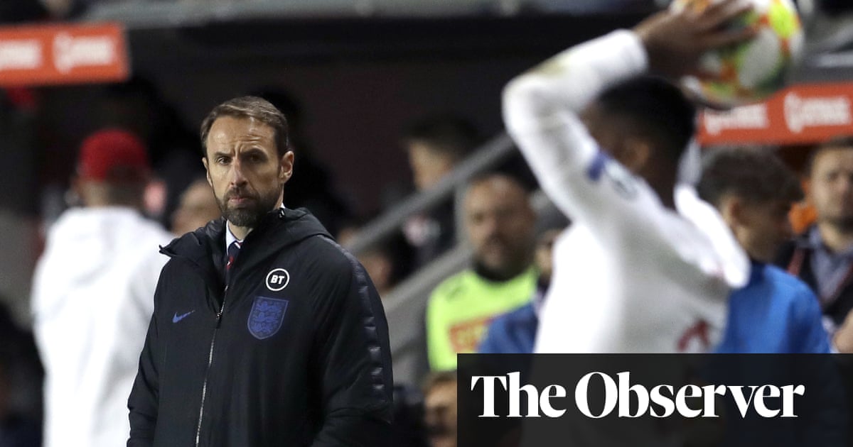 Gareth Southgate ponders formation switch after Czech Republic defeat
