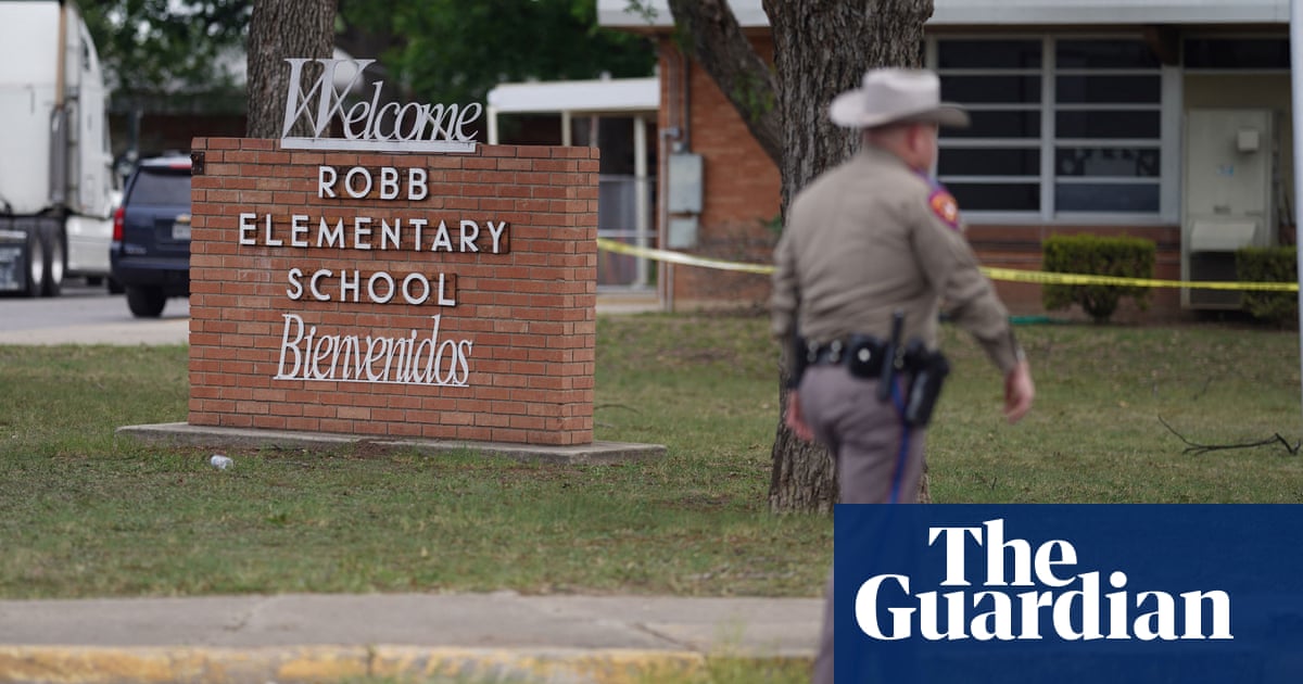 ‘What are we doing?’ Chris Murphy makes impassioned appeal after Uvalde school shooting – video