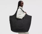 The ‘big-ass bag’ – do you really need a tote you can carry a small human in? The ‘big-ass bag’ – do you really need a tote you can carry a small human in?