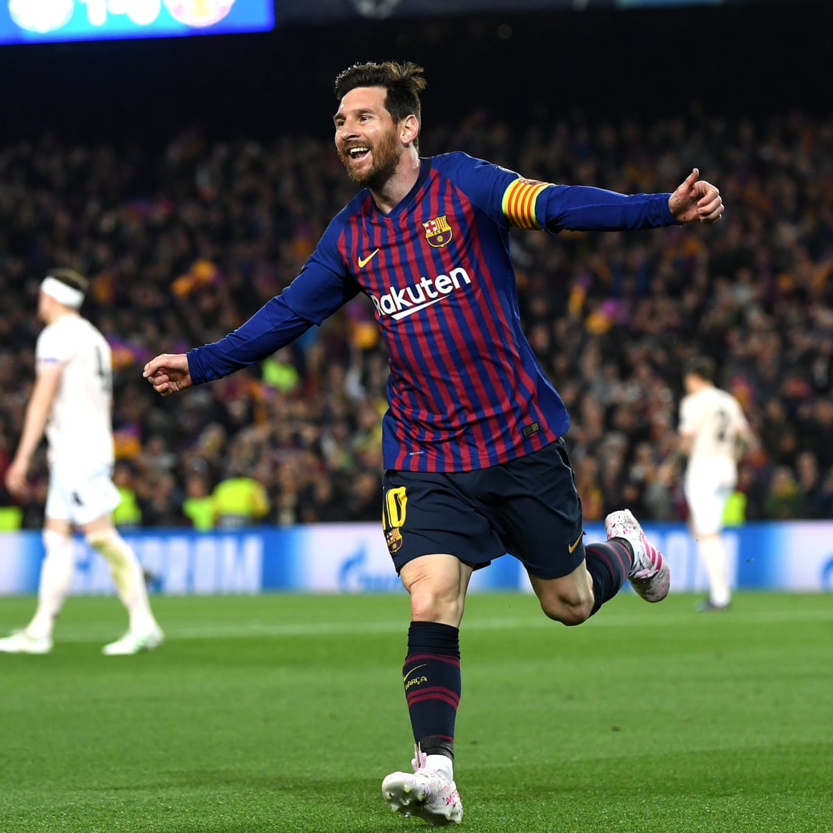 Messi Magic And De Gea Blunder Ease Barcelona Past Manchester United Football The Guardian