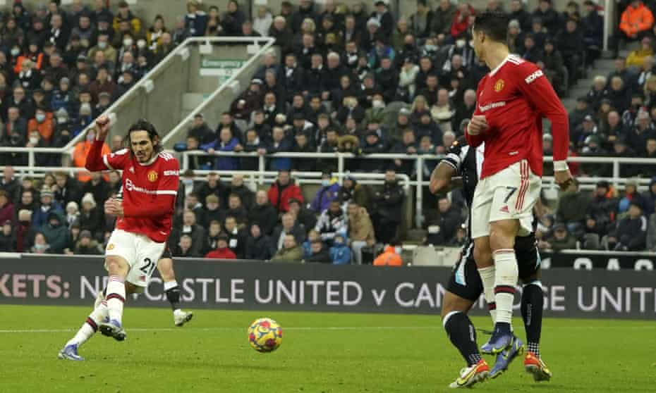 Cavani salvages draw for Manchester United as Newcastle show new fight | Premier League | The Guardian