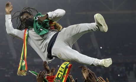 Like Southgate, Senegal’s coach sticks to his principles but Aliou Cissé has a trophy | Jonathan Wilson