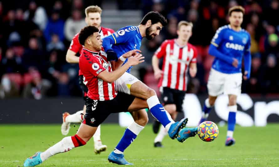 André Gomes’s early promise at Everton was followed by a reverse in his form.
