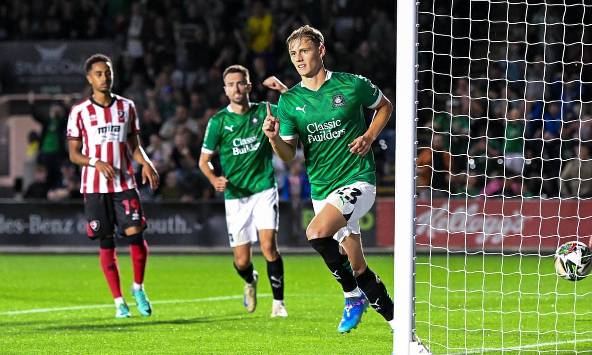 Wayne Rooney happy to 'get a reaction' as Plymouth knock out Cheltenham | Carabao Cup | The Guardian