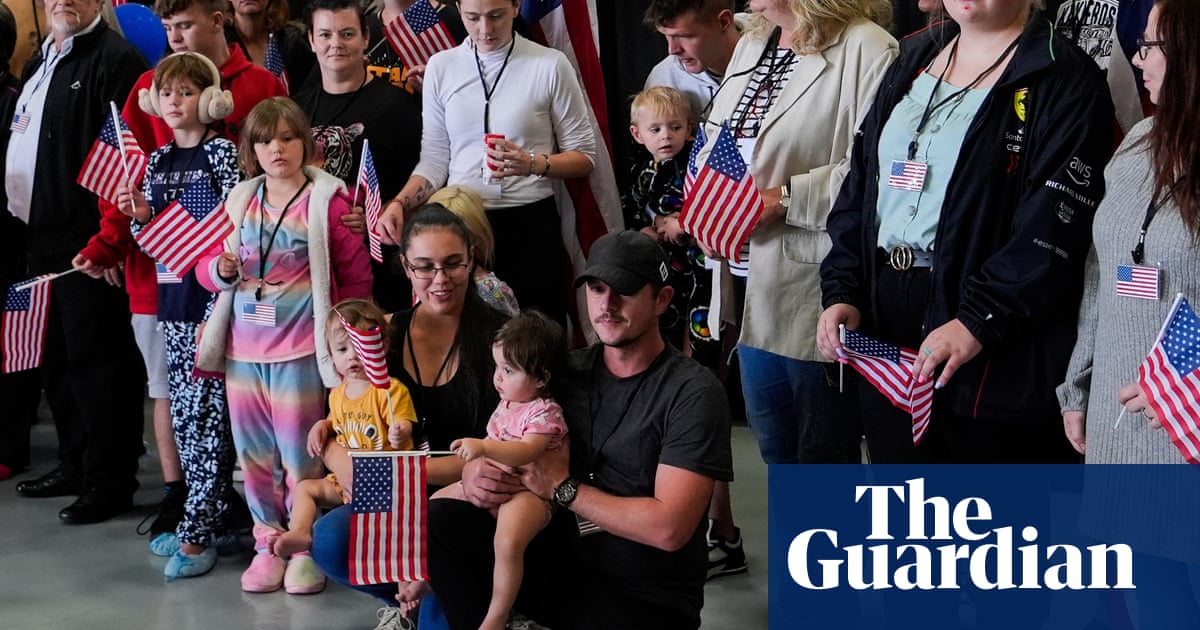 First group of white South Africans arrive in US after Trump grants refugee status