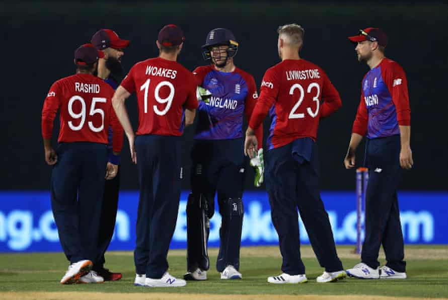 T20 World Cup: breaking down the teams set for the Super 12s | T20 World Cup 2 England players during the warm-up with India.