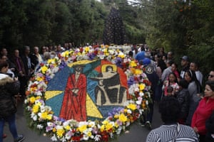 Pictures in flowers (silleta de flores) telling the Easter story are part of the Easter tradition in Medellin, Colombia. 