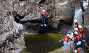A group canyoning in the Bruar canyon