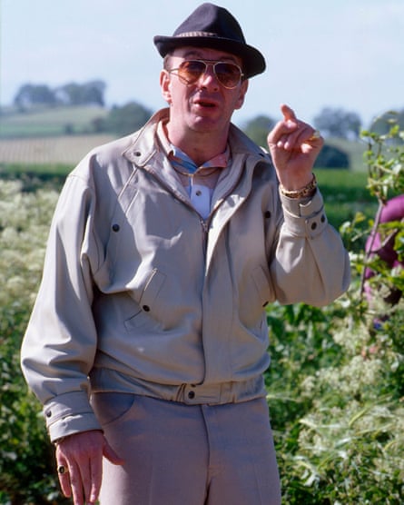 ‘What would this used-car salesman not be interested in? Global warming’ … Simon Day as eco warrior Dave Angel.