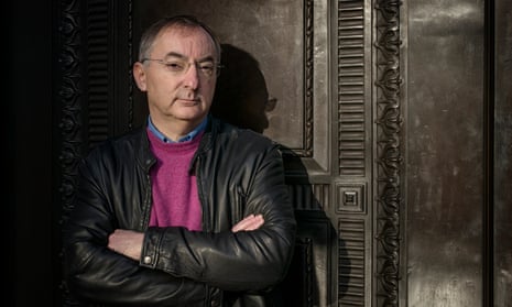 Peter Kosminsky, director of the series Wolf Hall, who defended the BBC against funding cuts at the 2016 Baftas.