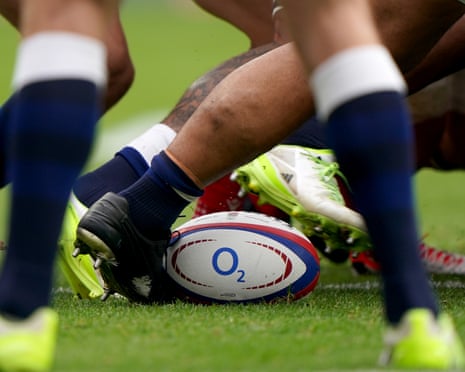Players with a rugby ball