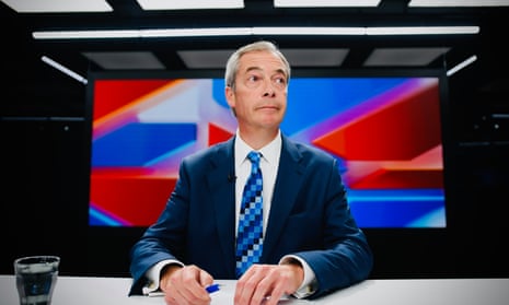 Nigel Farage presenting his show on GB News