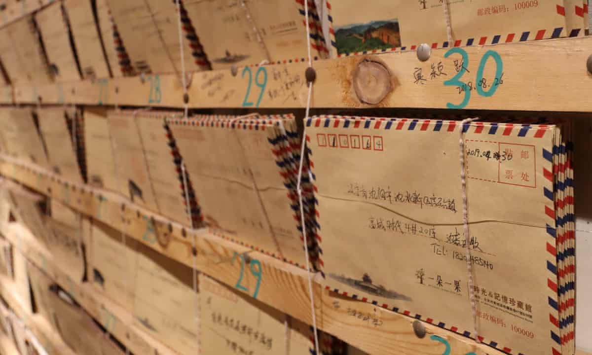 Bundles of envelopes