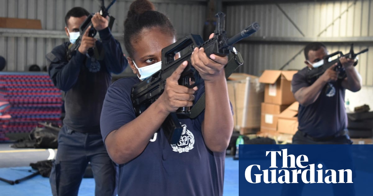 Secret shipment of replica guns to Solomon Islands police by China triggers concern