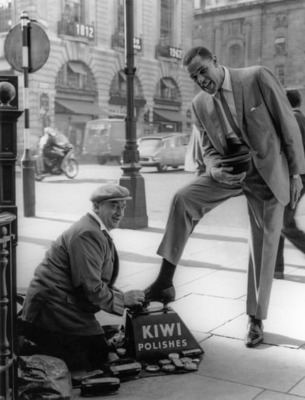 Taking a shine … saxophonist Dexter Gordon in Piccadilly Circus in 1962.