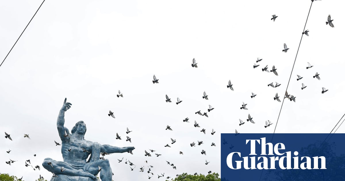 అటామిక్ బాంబు దాడులను గుర్తించడానికి నాగసాకి యొక్క ట్విన్ బెల్స్ మొదటిసారి 80 సంవత్సరాలలో ఏకీకృతంగా రింగ్ చేయండి | జపాన్ అటామిక్ బాంబు దాడులను గుర్తించడానికి నాగసాకి యొక్క ట్విన్ బెల్స్ మొదటిసారి 80 సంవత్సరాలలో ఏకీకృతంగా రింగ్ చేయండి | జపాన్