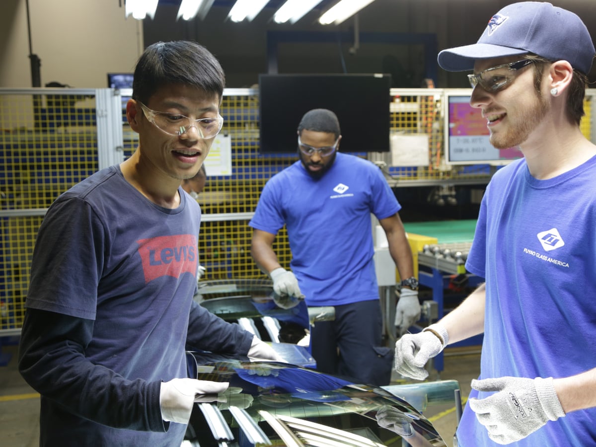 American Factory Review A Sobering Documentary By The Obamas Documentary Films The Guardian