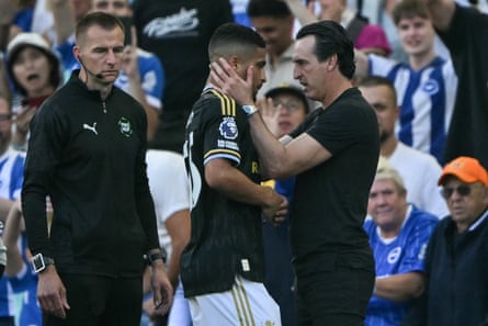 Unai Emery consoles João Gomes after he was sent off
