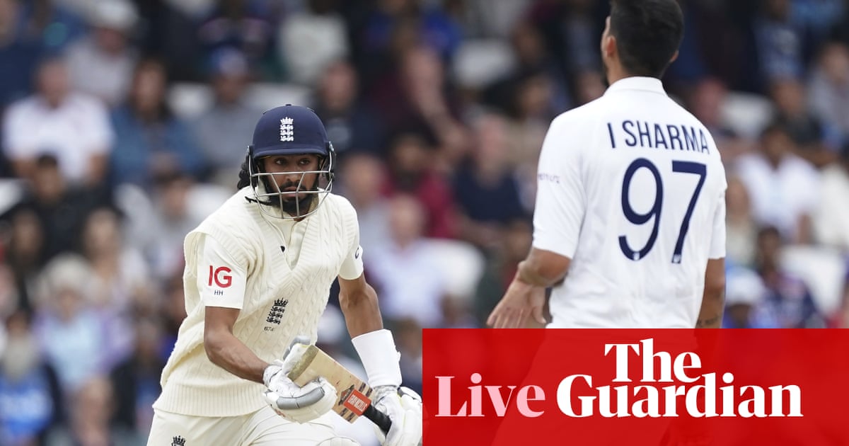 England bowl India out for 78: third Test, day one – live!