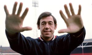 Gordon Banks, England’s goalkeeper when they won the World Cup in 1966, photographed at Stoke City in 1971.