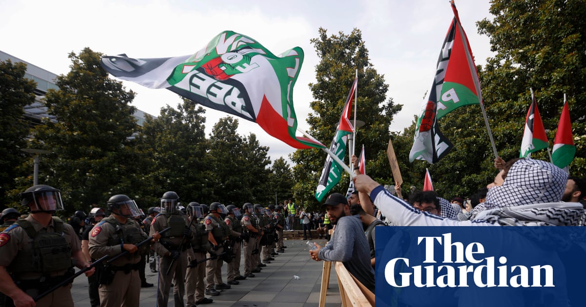 Texas professors arrested at campus protest sue university, alleging retaliation