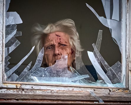 Russian attacks kill three and cut power to freezing Ukrainian regions | Ukraine | The Guardian