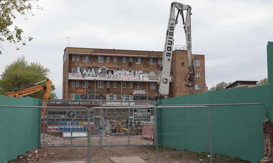 Hackney Family Wait For New Home As Estate Is Torn Down Around Them London The Guardian Hackney Family Wait For New Home As Estate Is Torn Down Around Them London The Guardian