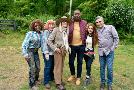 Alfre Woodard, Kathy Bates, Diane Keaton, Dennis Haysbert, Castille Landon and Eugene Levy.