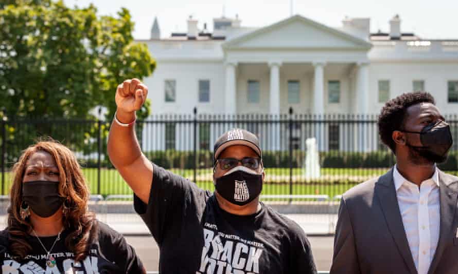 <div class=__reading__mode__extracted__imagecaption>A voting rights rally at the White House on Tuesday. The bill now faces an uncertain future in the US Senate. Photograph: Allison Bailey/REX/Shutterstock<br>A voting rights rally at the White House on Tuesday. The bill now faces an uncertain future in the US Senate. Photograph: Allison Bailey/REX/Shutterstock</div>