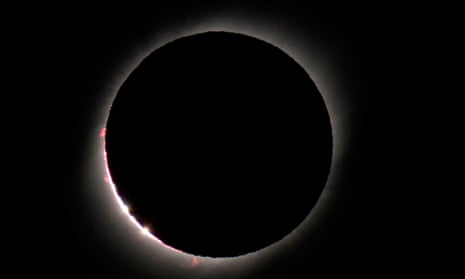 Bailey's bell effect seen during the total solar eclipse on 2 July 2019 from El Molle, Chile.
